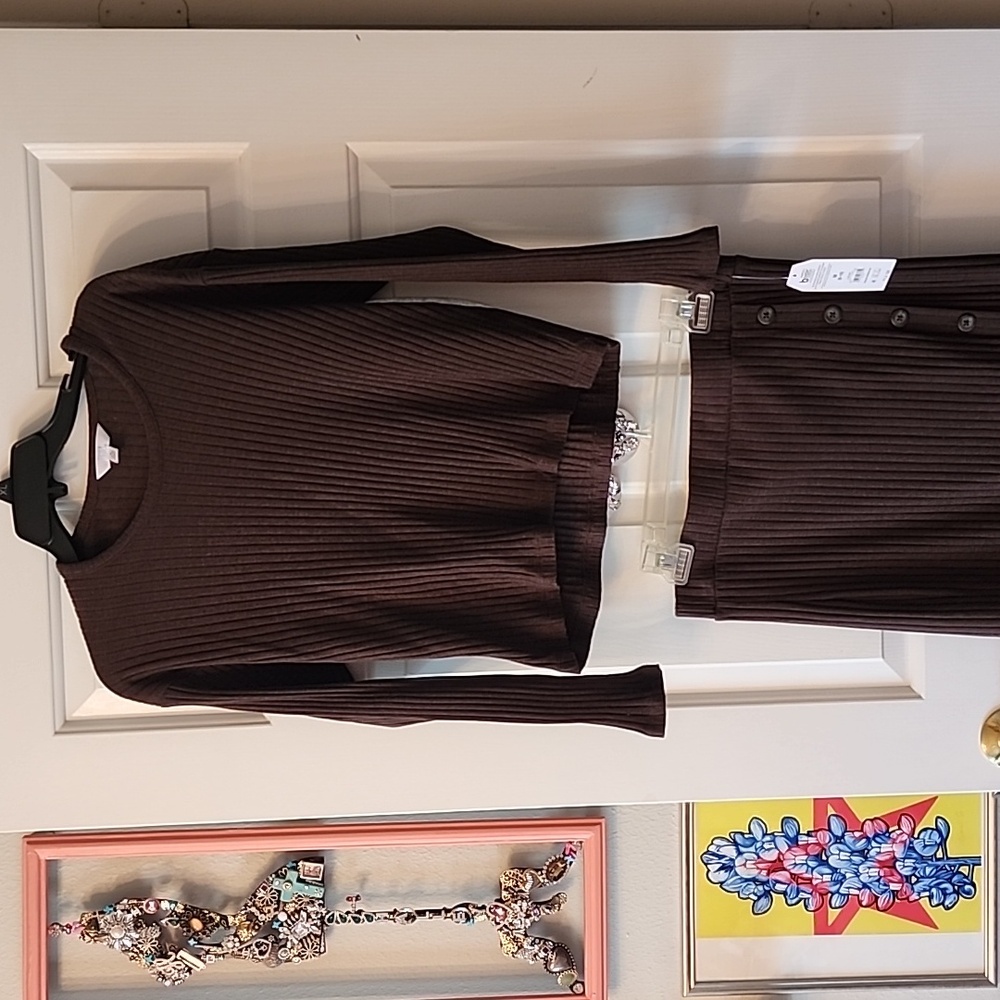 tine and tru set never worn
